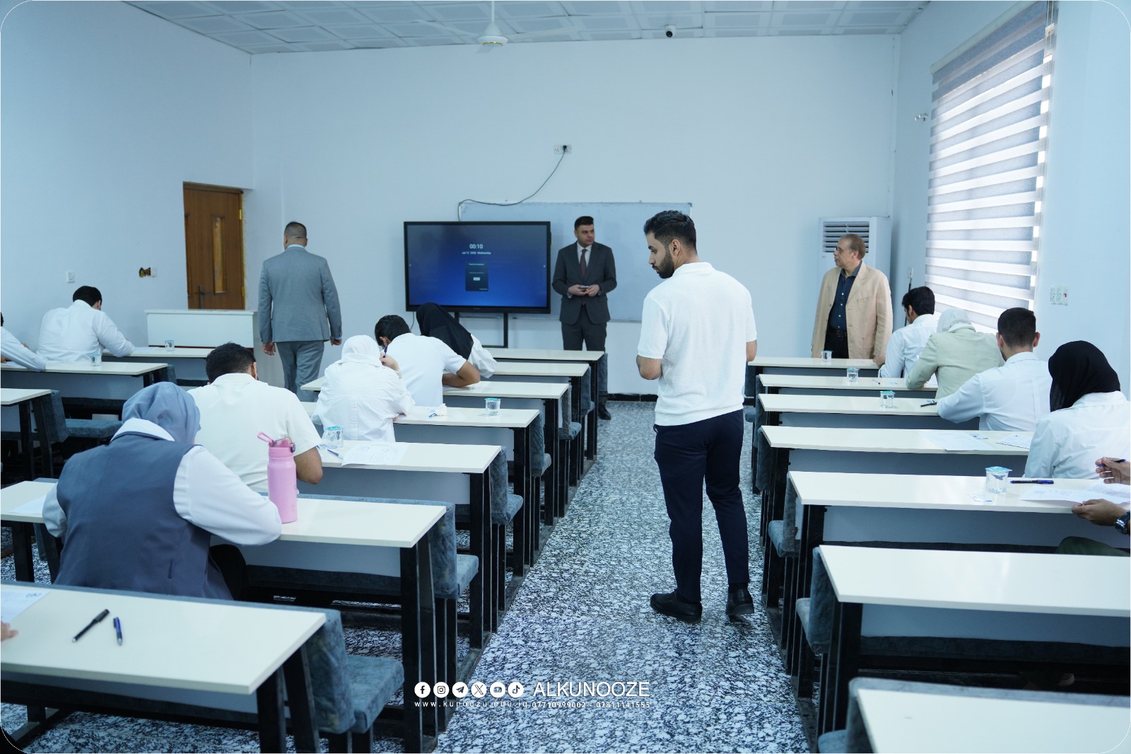 جانب من الامتحانات المشتركة في جامعة الكنوز